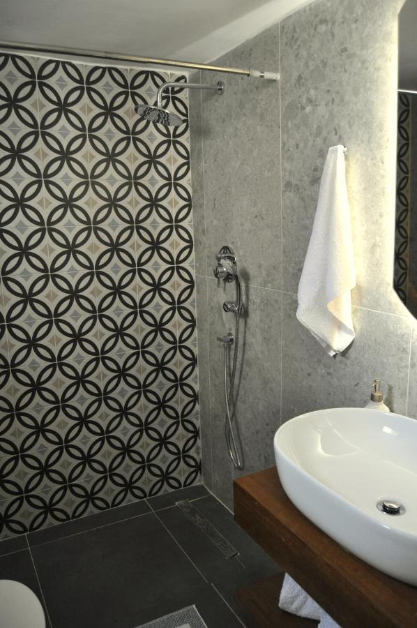 Μελανθια M2 Apartment เปรเวซา ภายนอก รูปภาพ
