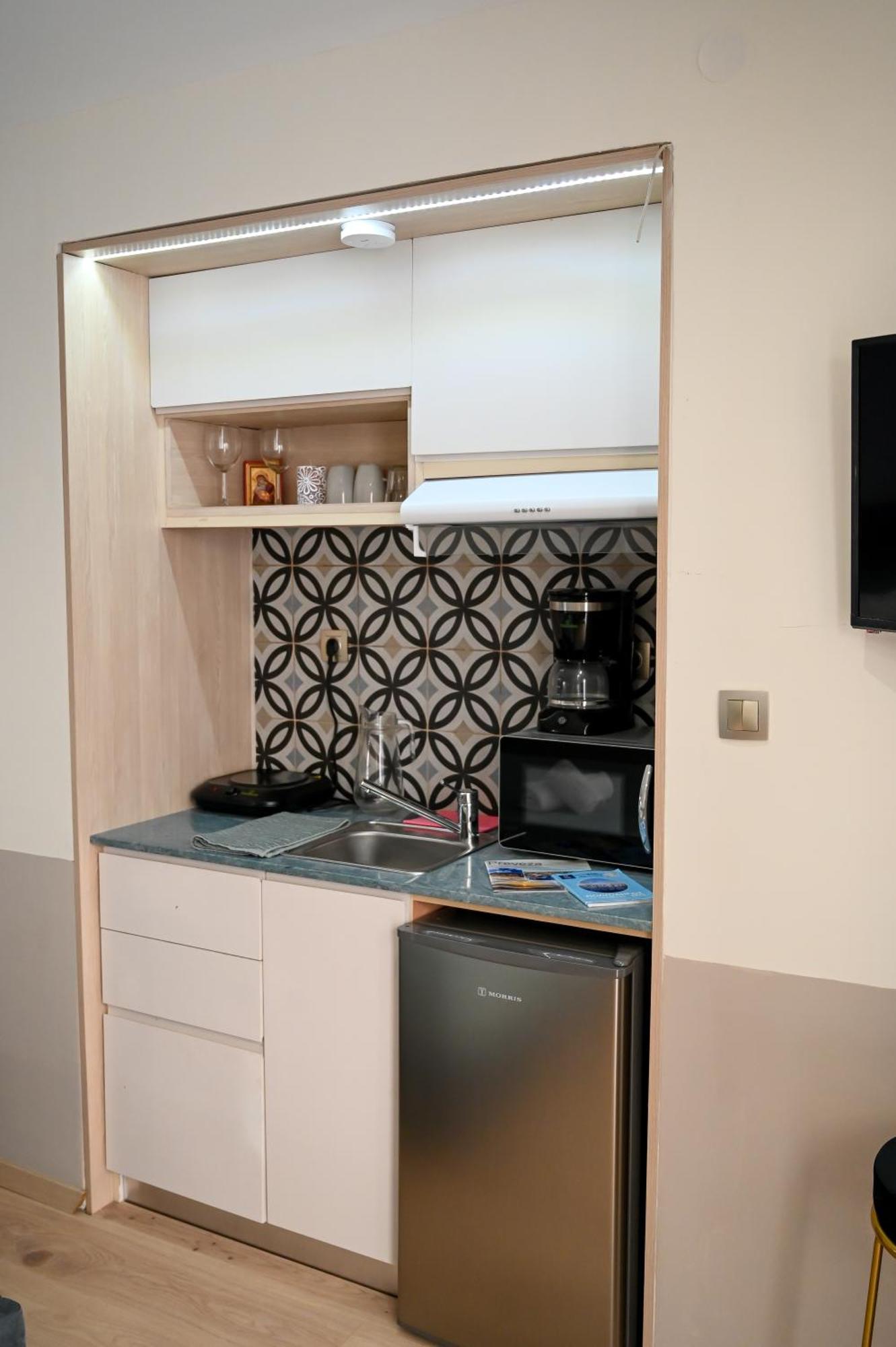 Μελανθια M2 Apartment เปรเวซา ภายนอก รูปภาพ
